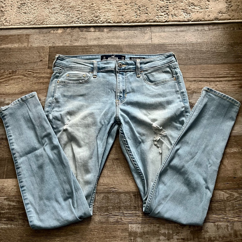 Hollister jeans